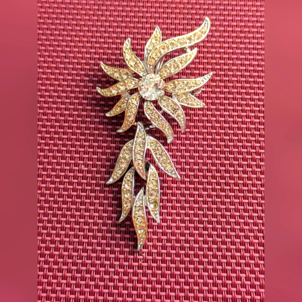 Woman Costume Jewelry